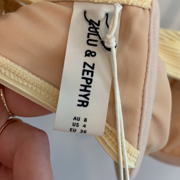 Zulu & Zephyr Signature Balconette Bra - Picture 7 of 8
